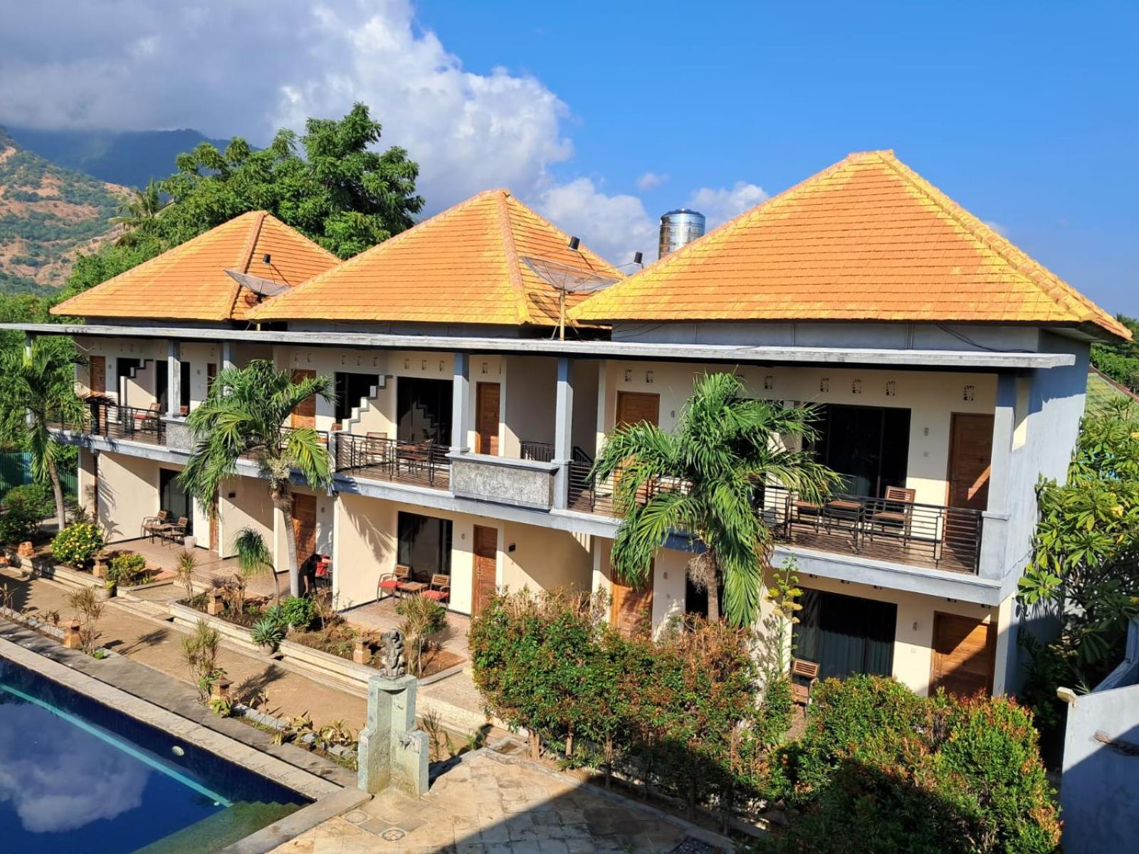 Avana Hotel & Dive Center Pemuteran Exteriör bild